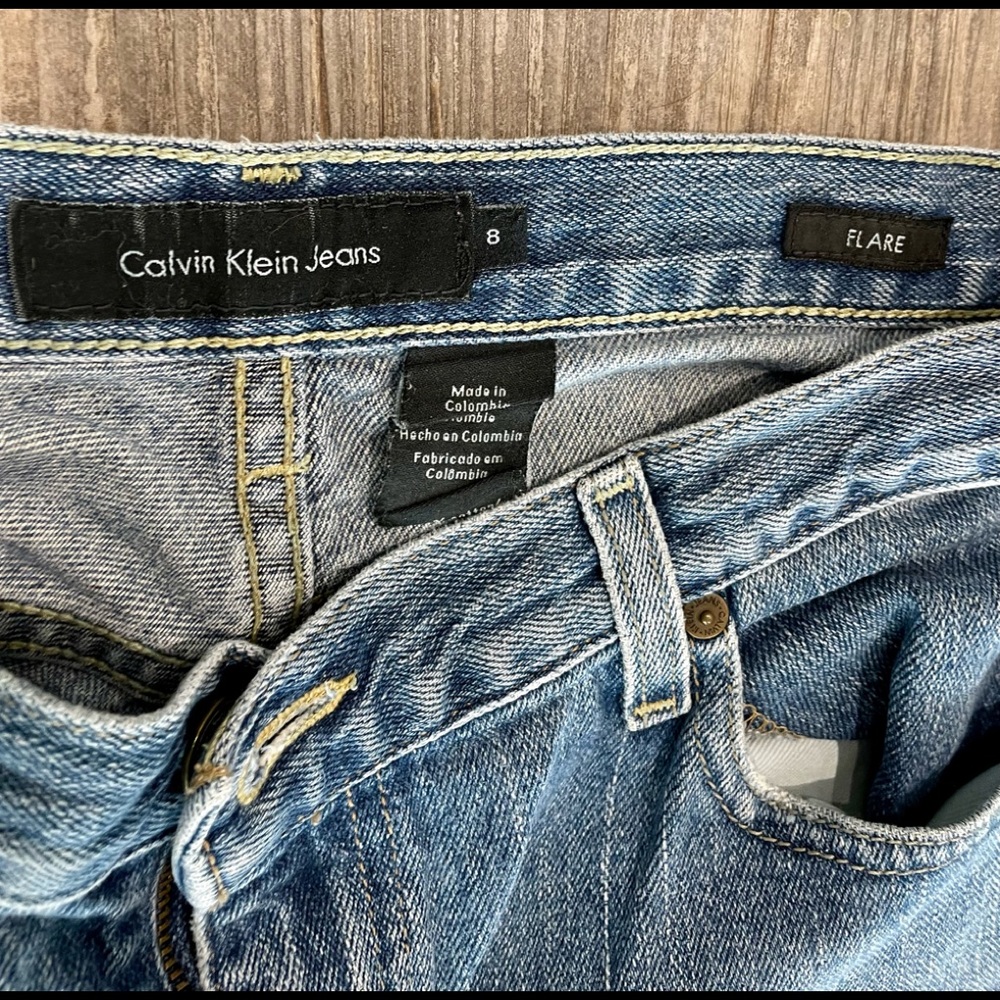 Vintage Calvin Klein Flare Jeans Women’s 8 Blue 32” Painted  Scroll Design - Picture 3 of 7